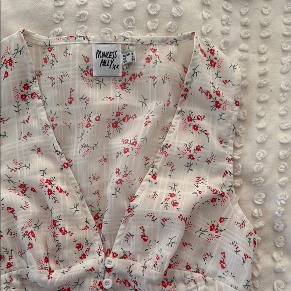 Princess Polly Floral Button-Down Top - Picture 2 of 4